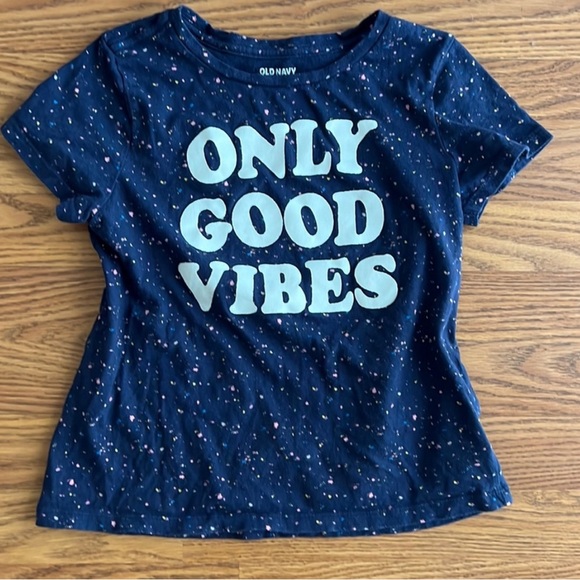 Old Navy Bundle of 5: (2) NWT and (3) like new  | Large (10-12) - Picture 5 of 9